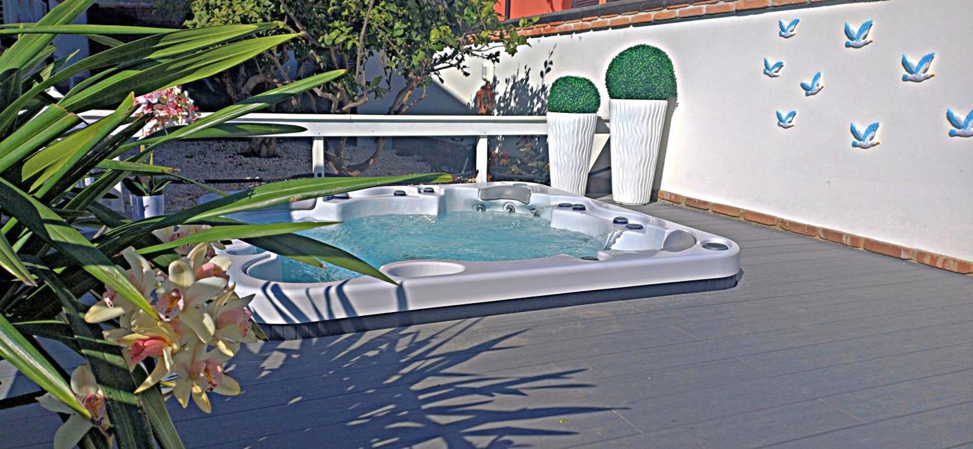 Alloggi Turistici Con Piscina Palestra Jacuzzi Sauna Anzio Kültér fotó
